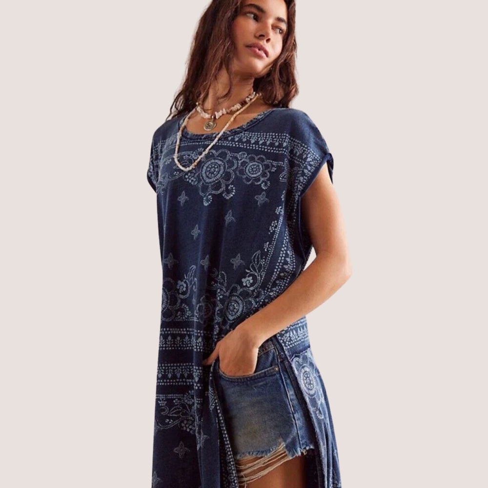NWOT - We The Free Navy Paisley Tunic
